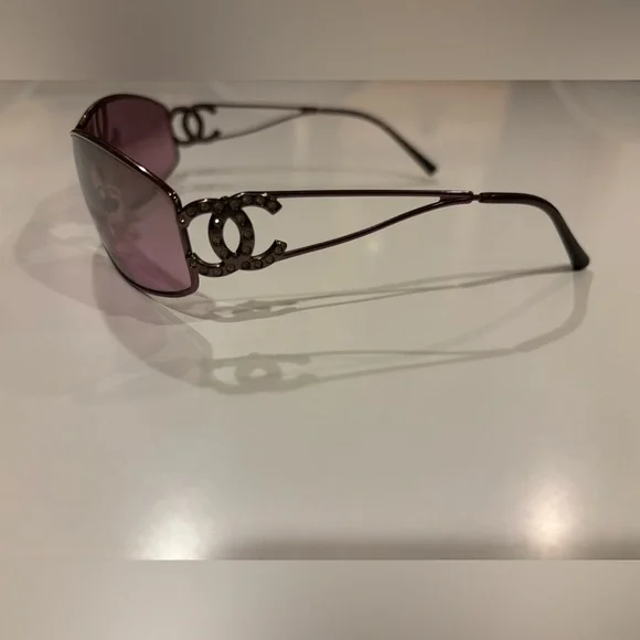 Chanel Crystal CC Vintage Diamanté Sunglasses - Picture 5 of 9